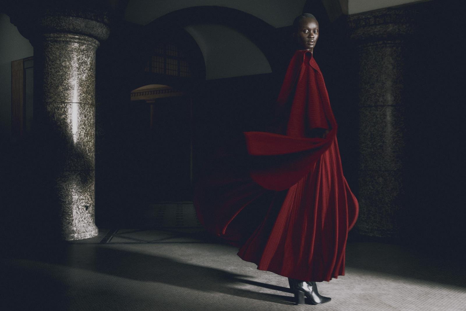 Riyadh Fashion Week: Leem’s AW25 Collection Brings Sculpted Femininity