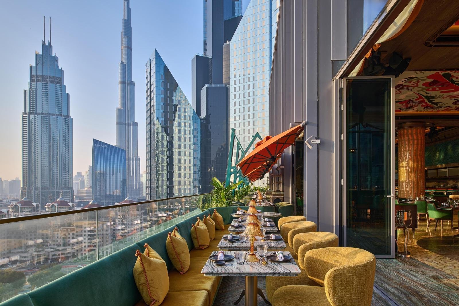Cloud Dancer Brunch Brings a Luminous New Rhythm to Saturdays at Sexy Fish Dubai