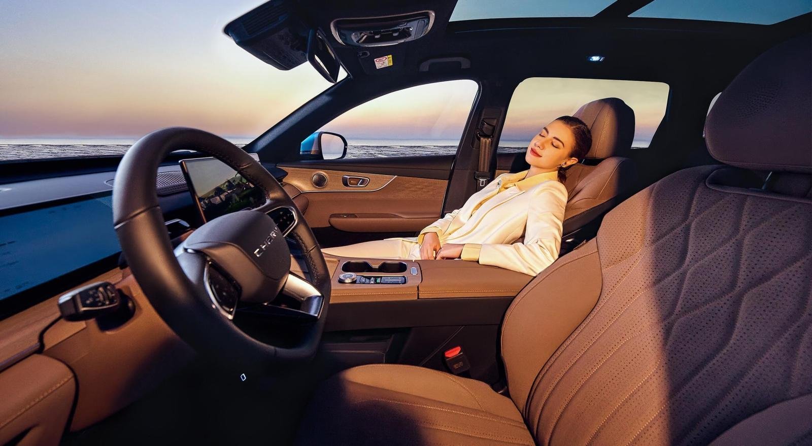 Chery UAE expands its Super Hybrid lineup, launches TIGGO 8 CSH